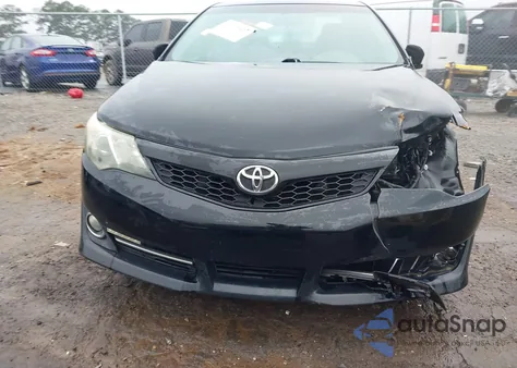 2013 Toyota Camry Se z USA, uszkodzony, nr VIN 4T1BF1FK5DU268929